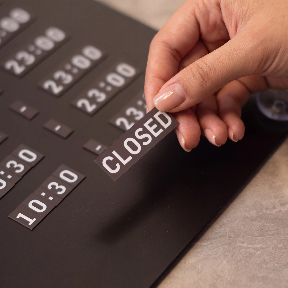 Magnetic Business Hours Sign with Changeable Numbers