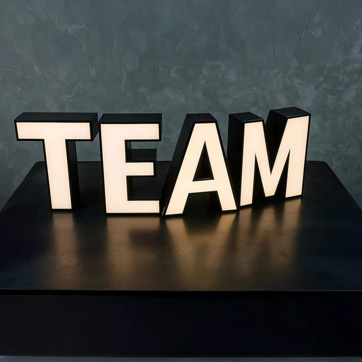 Front Lit LED Channel Letters – Illuminated 3D Storefront Sign