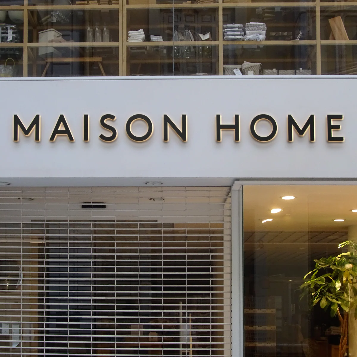 Backlit LED Channel Letters – Halo Lit 3D Storefront Sign